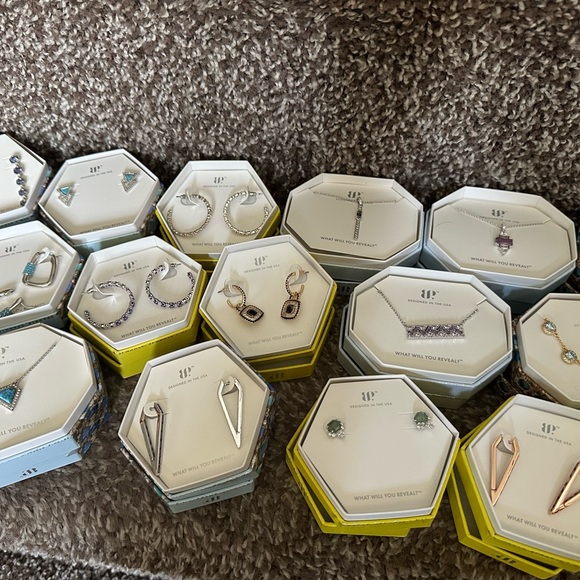 Elegant  Jewelry Set Bomb Party - Picture 2 of 6